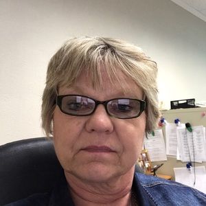 Meet your Posher, Joni